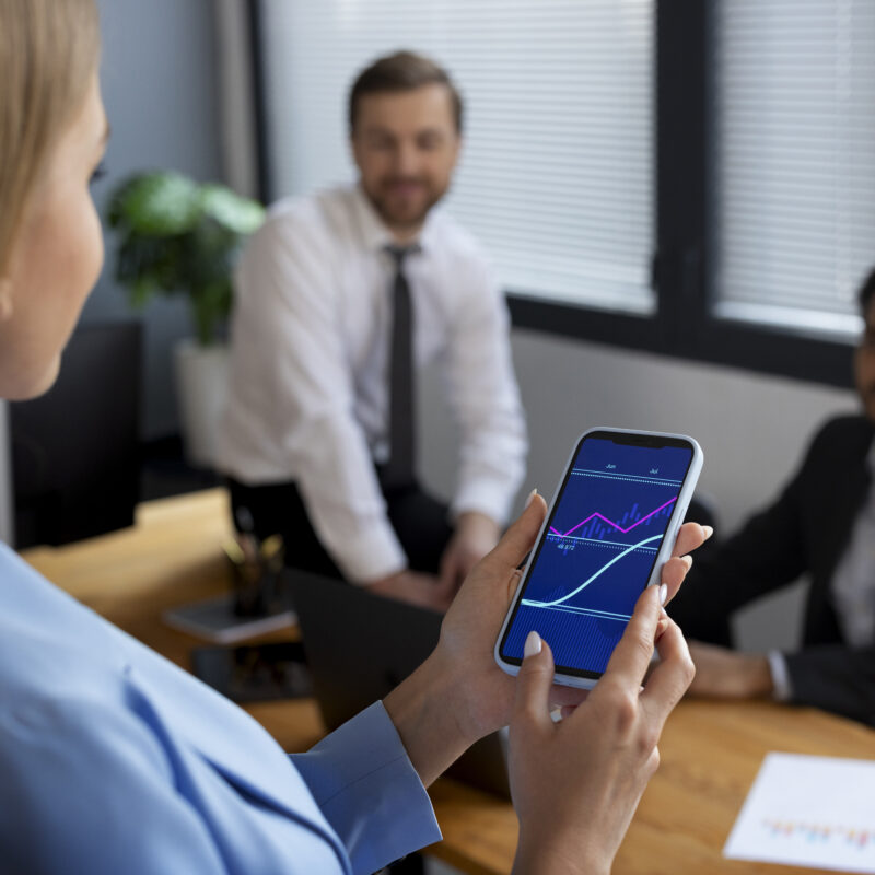 mobile apps help hrms software